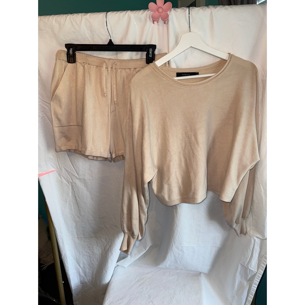 Womens Knit 2 Piece Lounge Set Apricot Beige Sweater and Shorts Size L